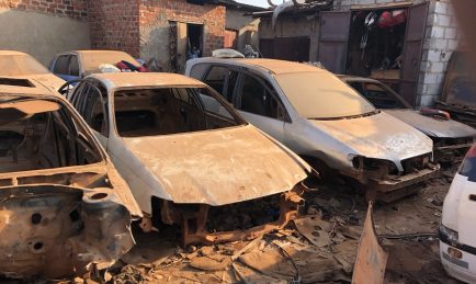  Scrapping, Salvaging and Dismantling: The Final Journey of a Car 